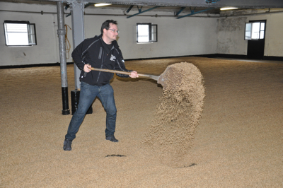 Jonas turning barley